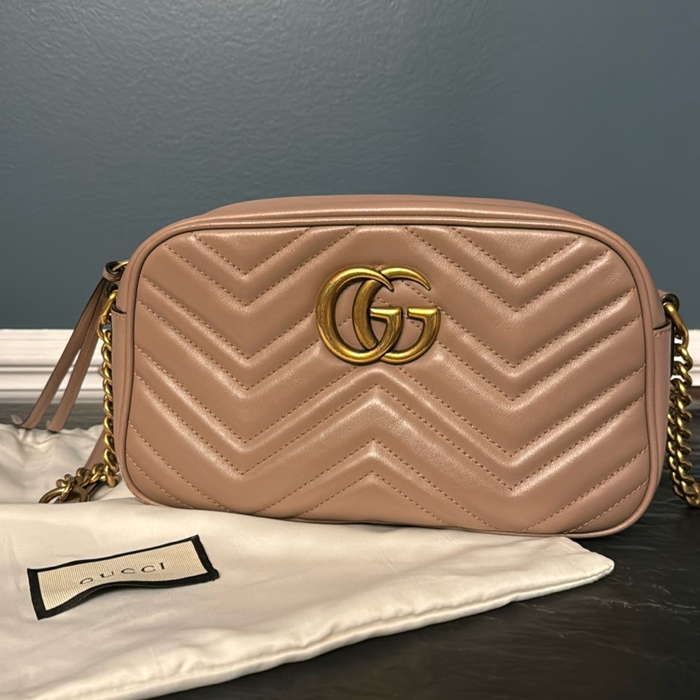 Authentic Gucci Marmont shoulder bag